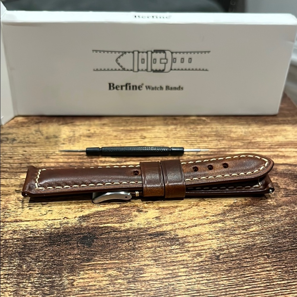 🌙 B22 - Berfine Quick Release Retro Leather Watch Band - Brown 22mm